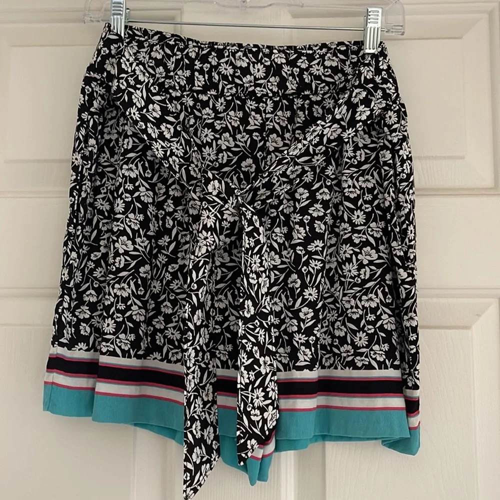 Maeve scarf-printed shorts. Size M - Picture 2 of 5